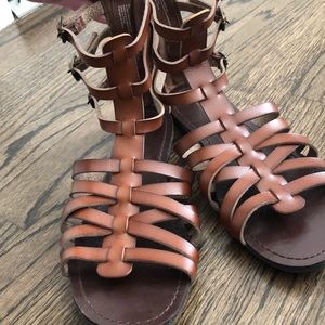Gladiator Sandals in Brown Leather. Mossimo